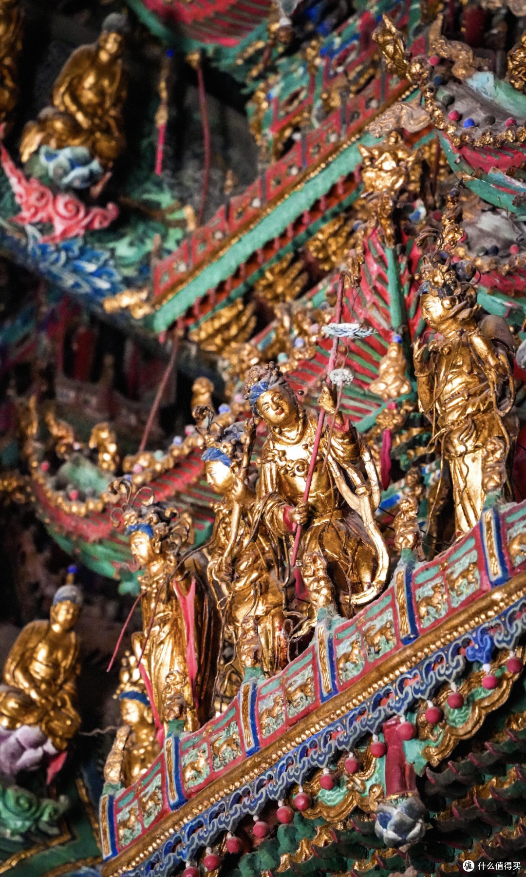 古寺悬塑:现代特效与古代匠心的碰撞