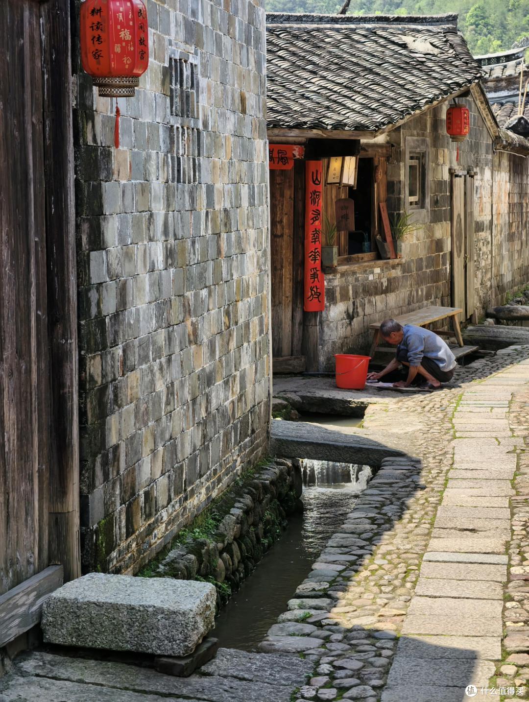 古建摄影：光影与留白的艺术