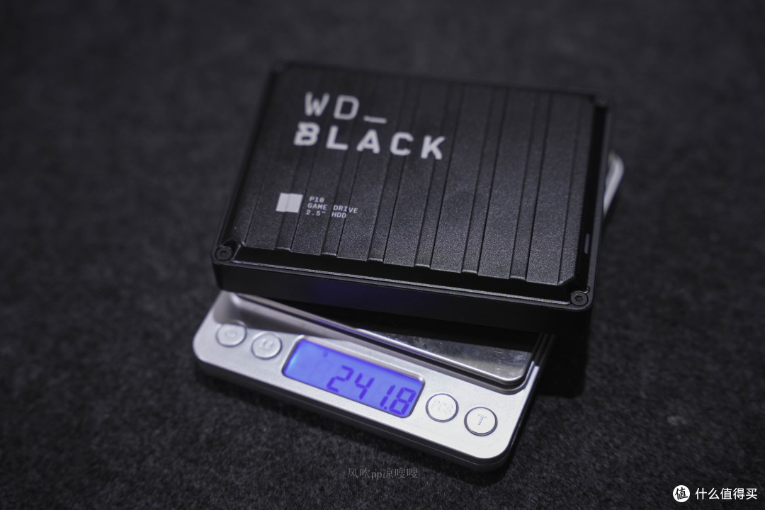 容量可以不焦虑——西部数据WD_BLACK™ P10移动硬盘体验感