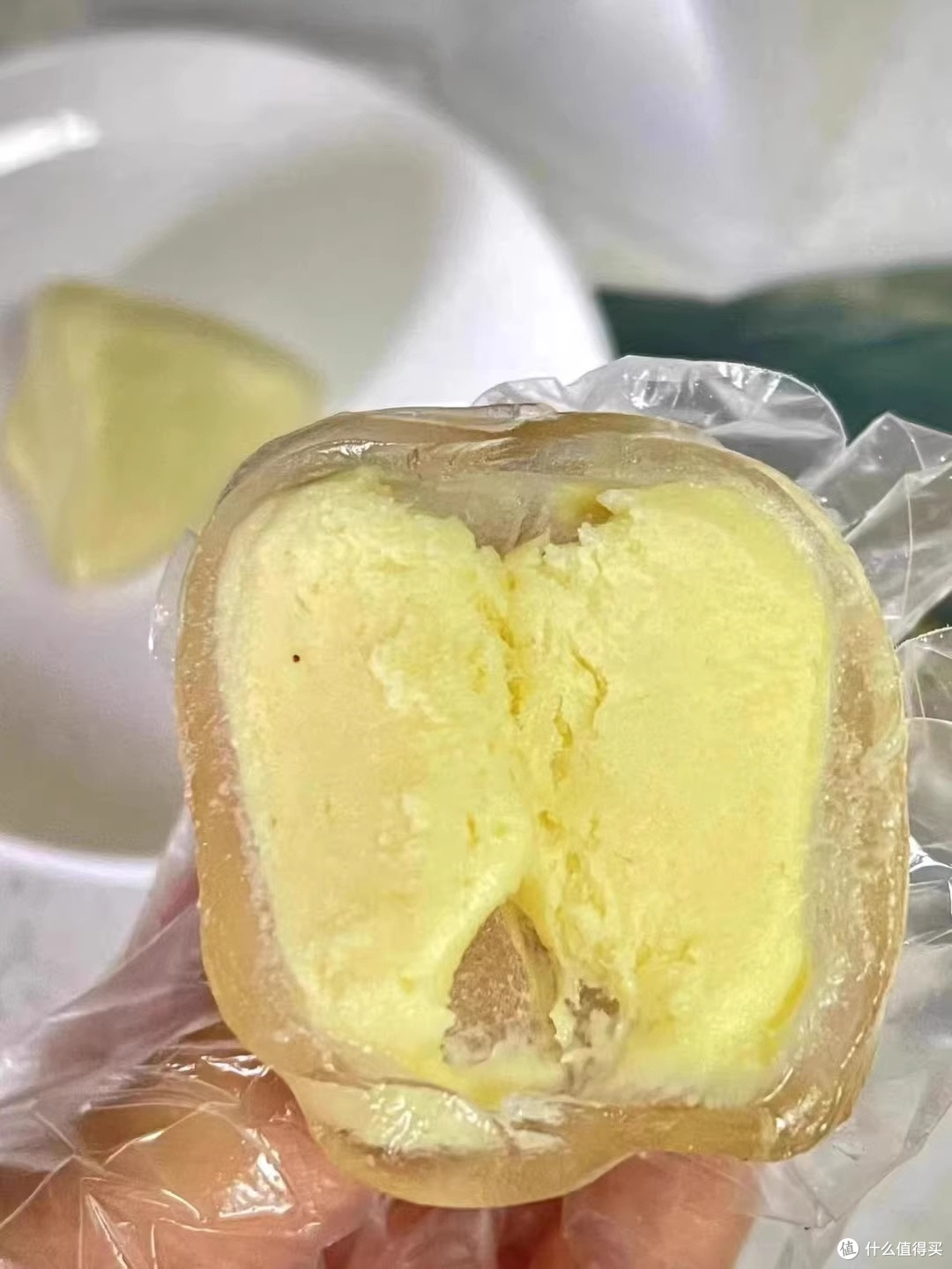 端午换了新玩法:一口咬开皇冠世家猫山王榴莲冰皮粽