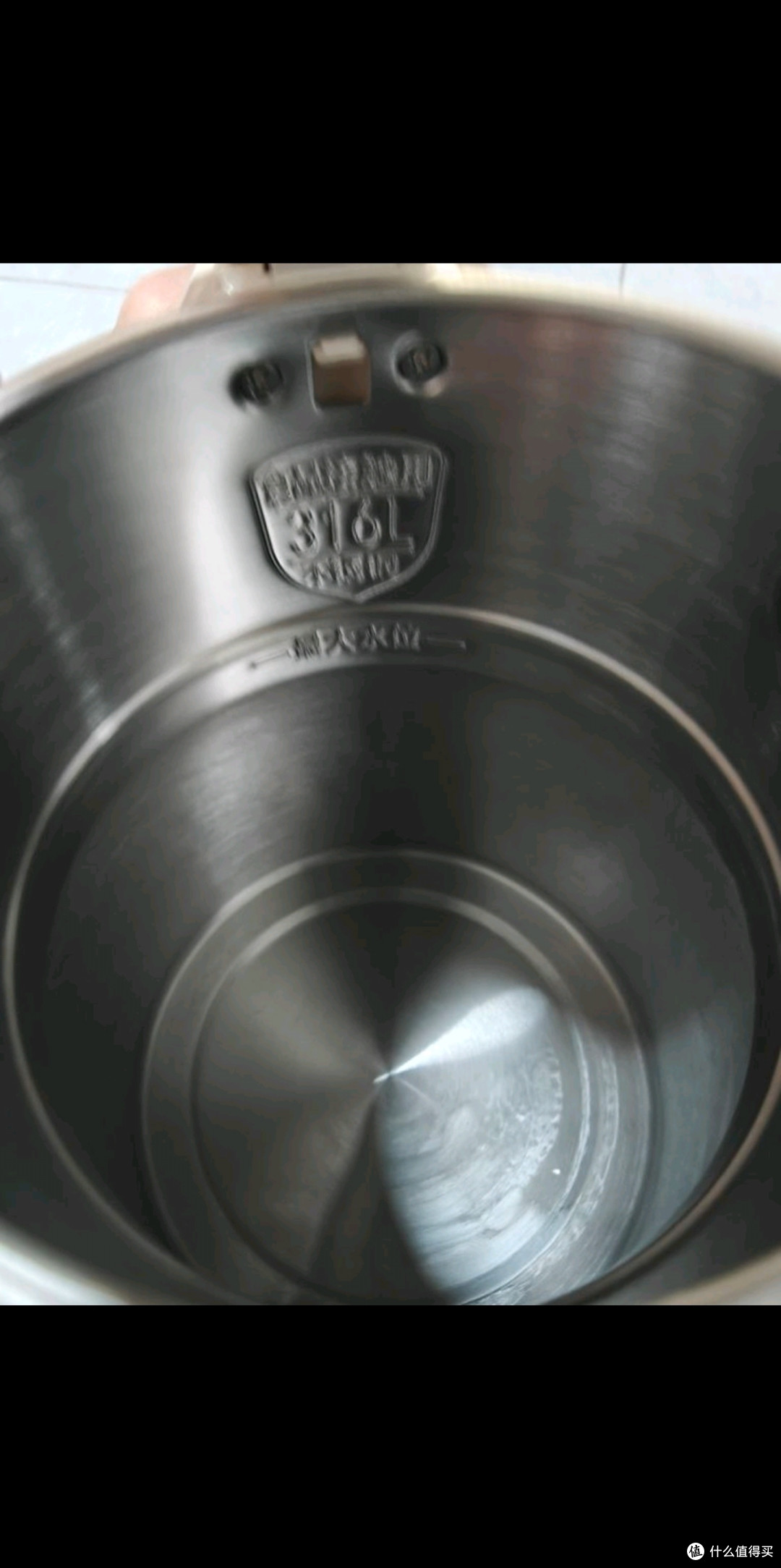 2L大容量恒温烧水壶,全家适用