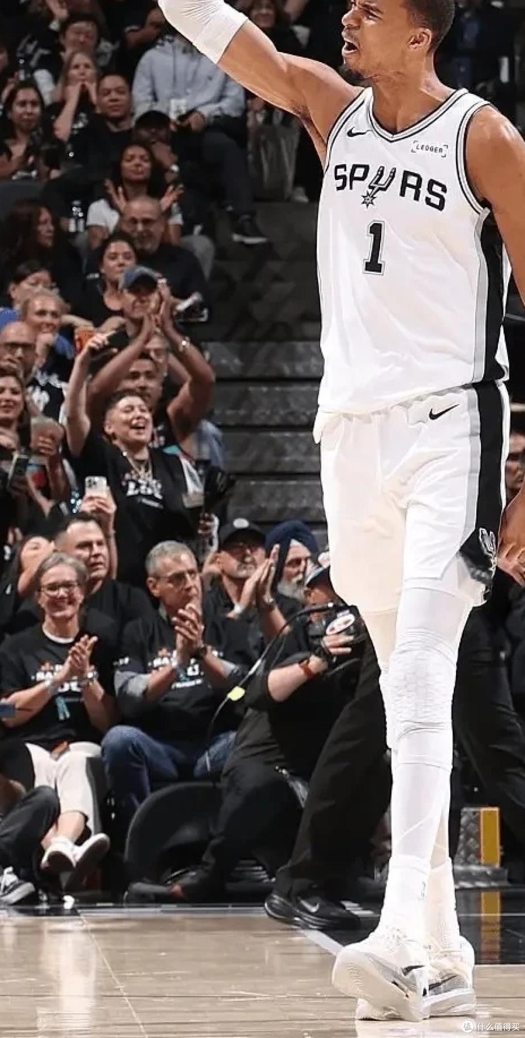 NBA总决赛看看球星都穿什么战靴,竟然全是钩子,618能蹲到好价吗