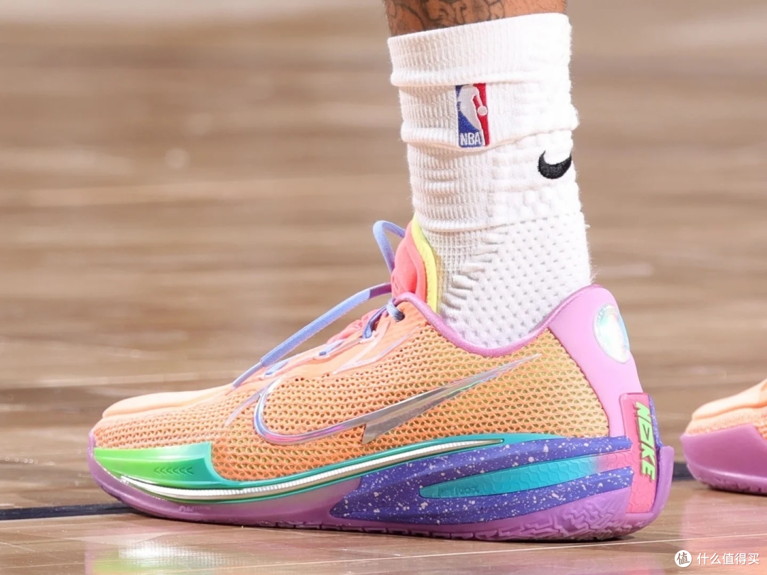 NBA总决赛看看球星都穿什么战靴,竟然全是钩子,618能蹲到好价吗