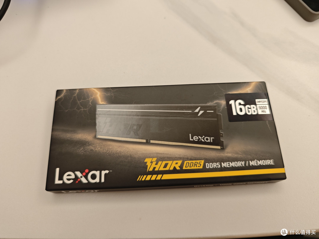 黄金一样的价值！雷克沙雷神之刃二代 DDR5 6000MT/s CL36测评