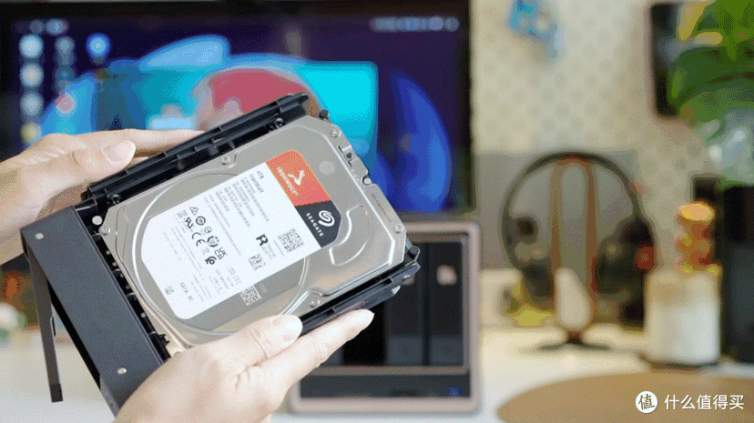 在3K档位可能是唯一双万兆!家用一步到位的选择 绿联DXP4800 GT