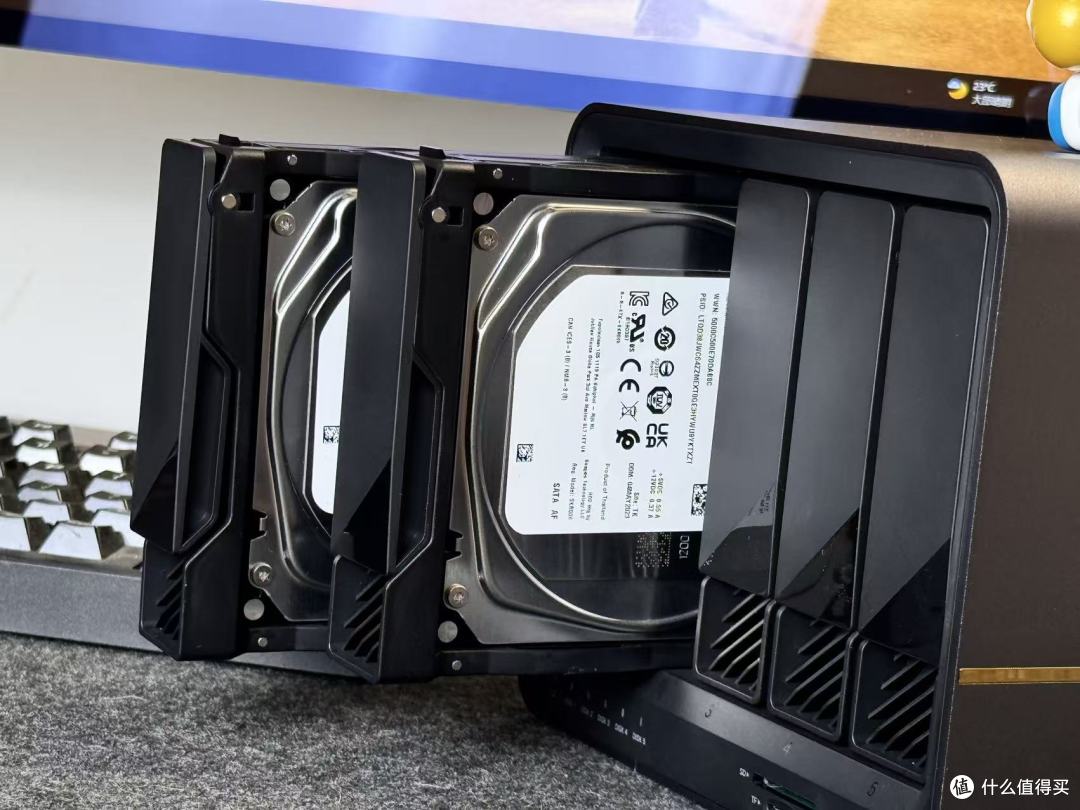 千元就能拥有五盘位AI私有云?海康MAGE50X让我彻底告别存储焦虑