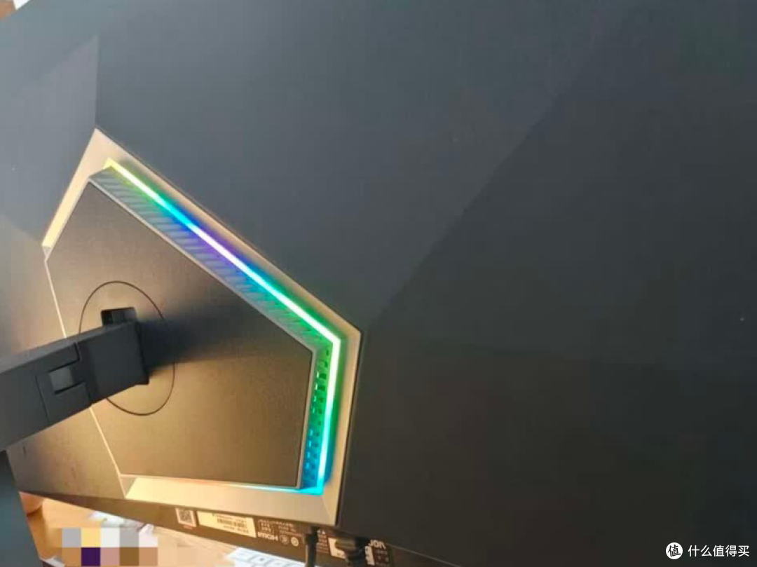 FPS硬核玩家实测!AOC爱攻AG326UZD2电竞屏,直接拉高上分胜率