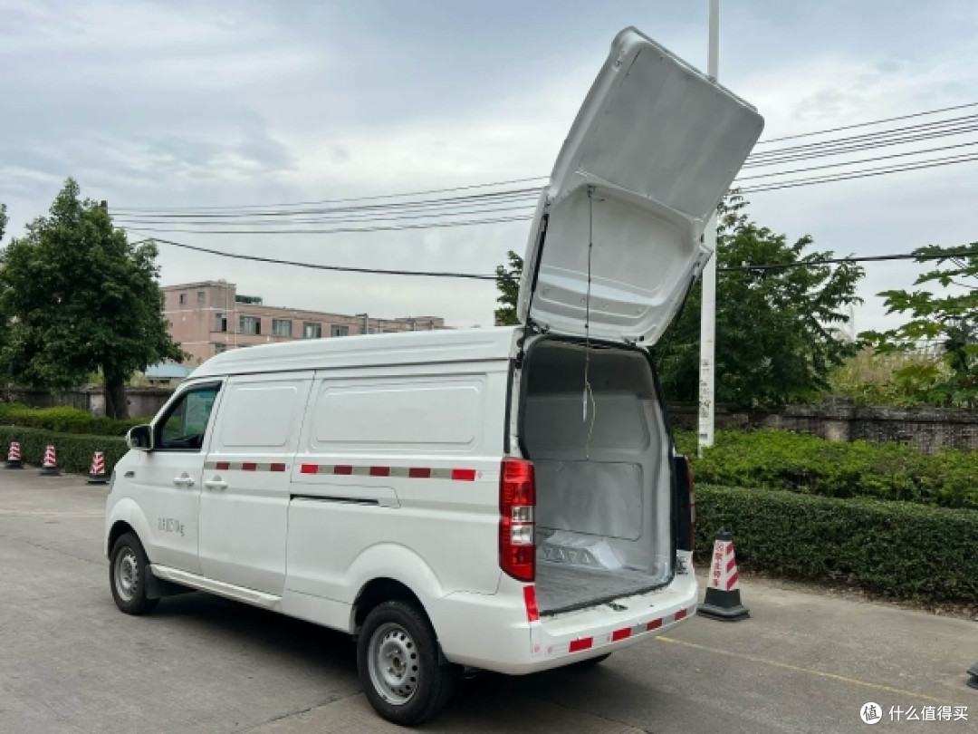 跑了1000公里后，说实话，吉利远程E5L这车行不行？