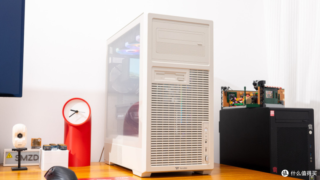 廉政主机VS复古主机:270K+ROG Z890 APEX+ TT Retro 360 TG装机