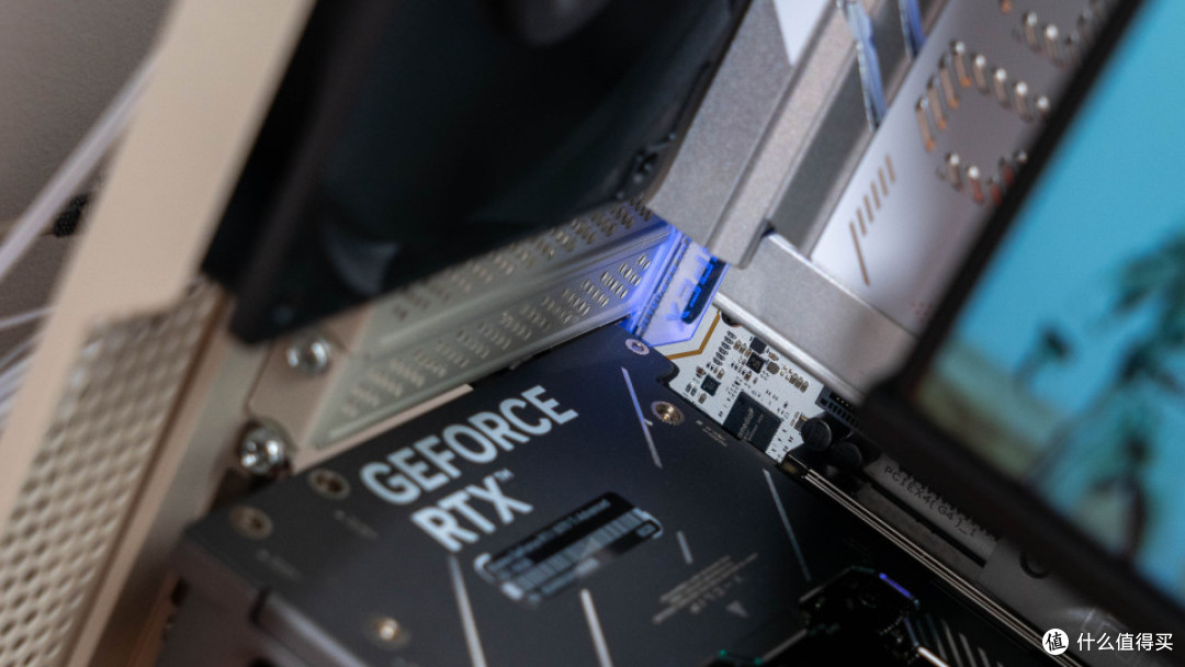廉政主机VS复古主机:270K+ROG Z890 APEX+ TT Retro 360 TG装机