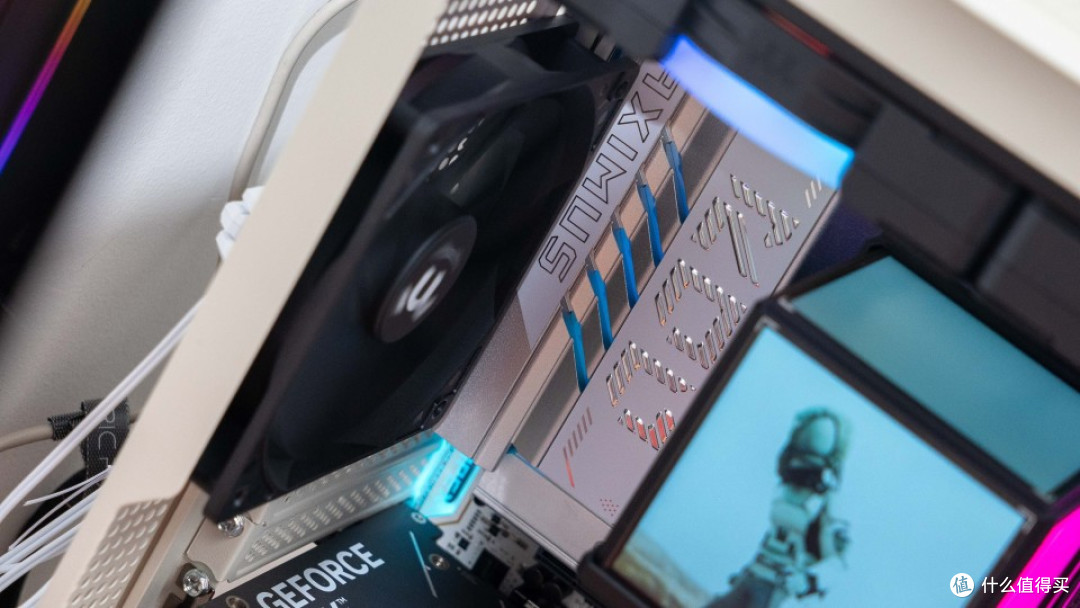 廉政主机VS复古主机:270K+ROG Z890 APEX+ TT Retro 360 TG装机