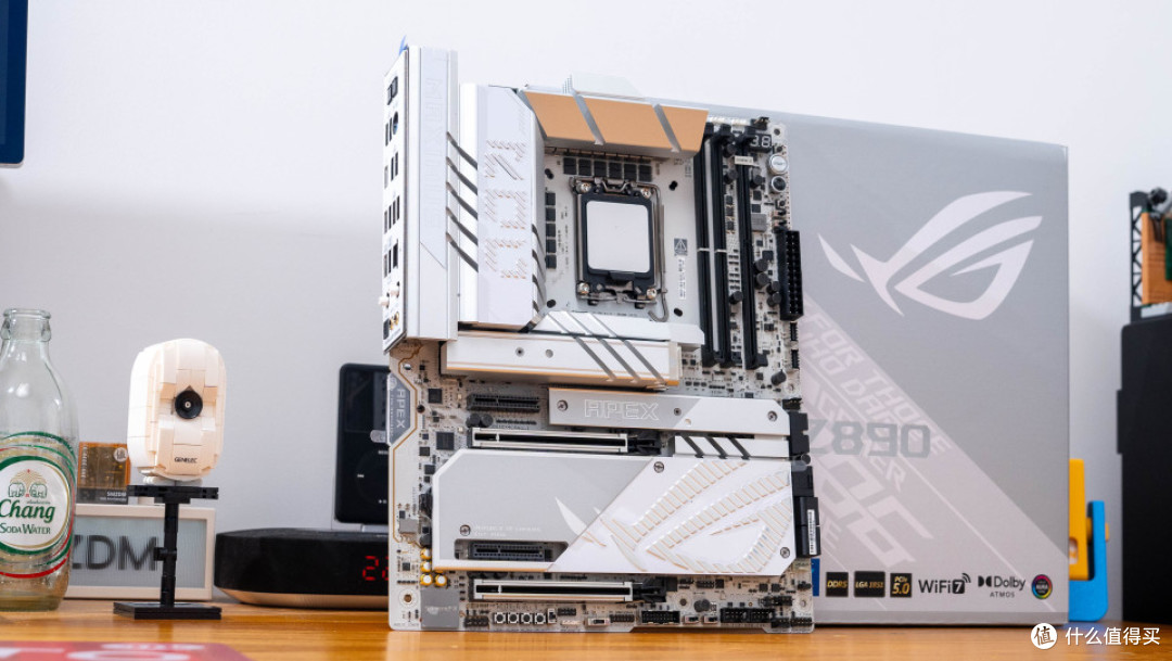 廉政主机VS复古主机:270K+ROG Z890 APEX+ TT Retro 360 TG装机
