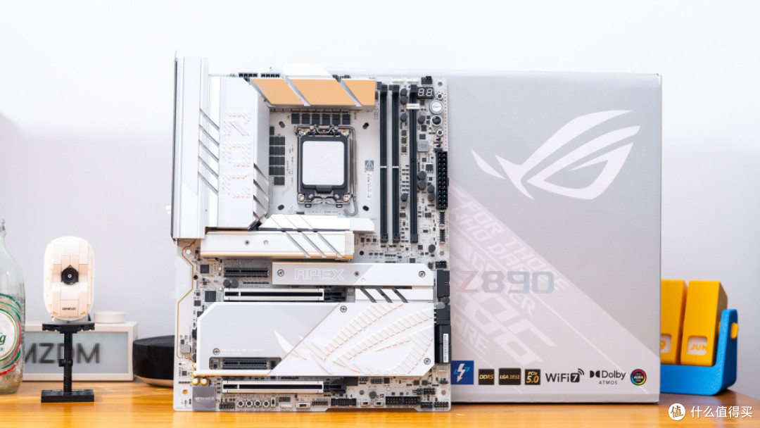 廉政主机VS复古主机:270K+ROG Z890 APEX+ TT Retro 360 TG装机