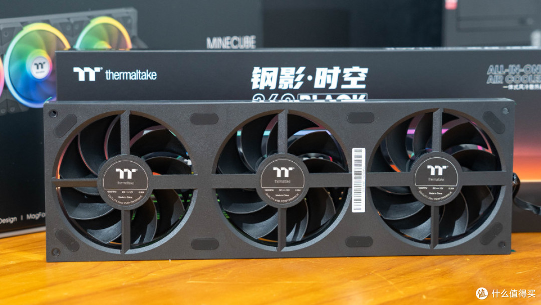 廉政主机VS复古主机:270K+ROG Z890 APEX+ TT Retro 360 TG装机