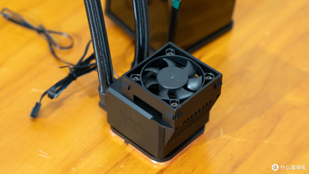 廉政主机VS复古主机:270K+ROG Z890 APEX+ TT Retro 360 TG装机