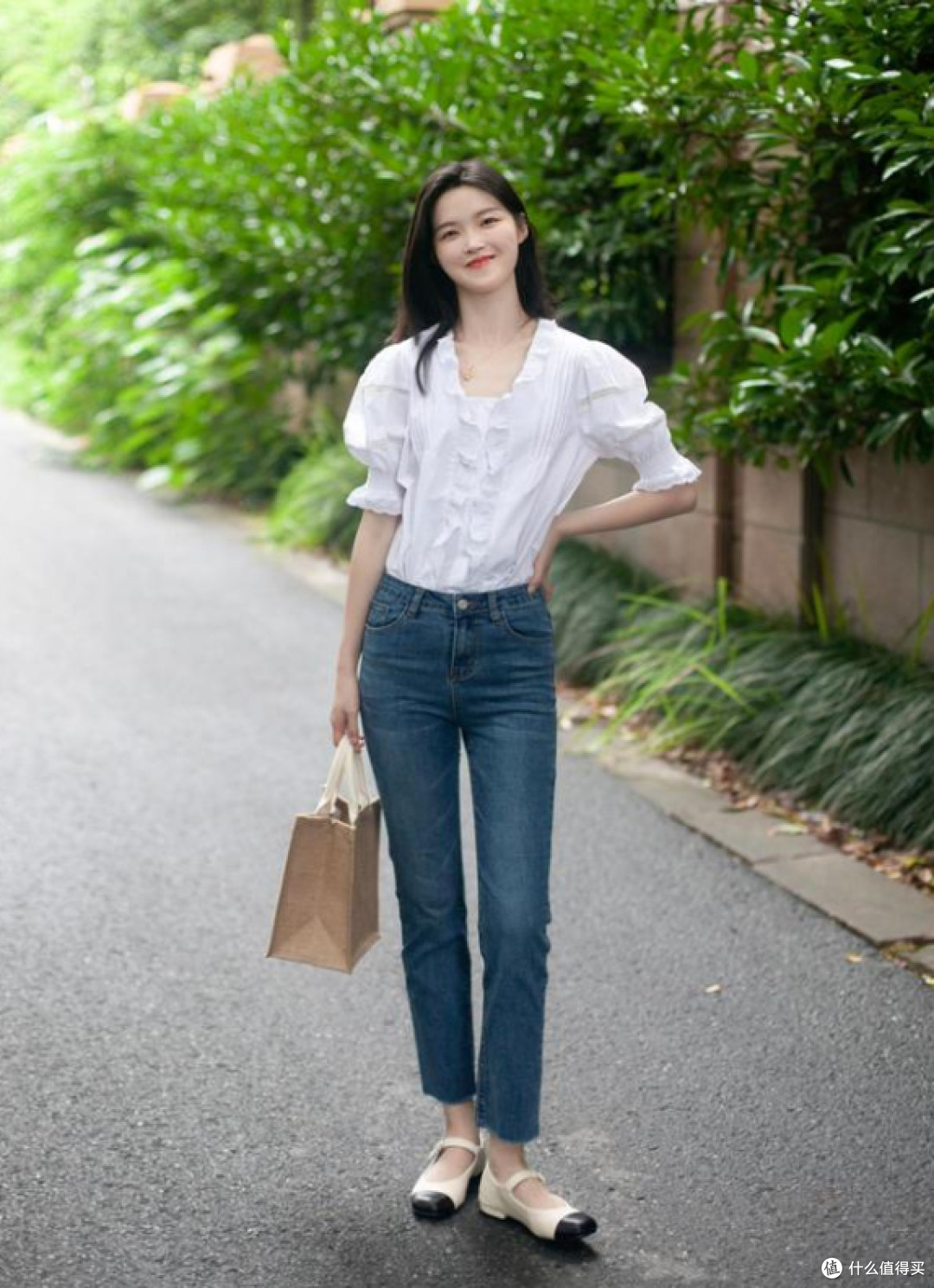 难怪都扔掉小白鞋了，现在流行这几种鞋子，上脚意外的洋气又显高