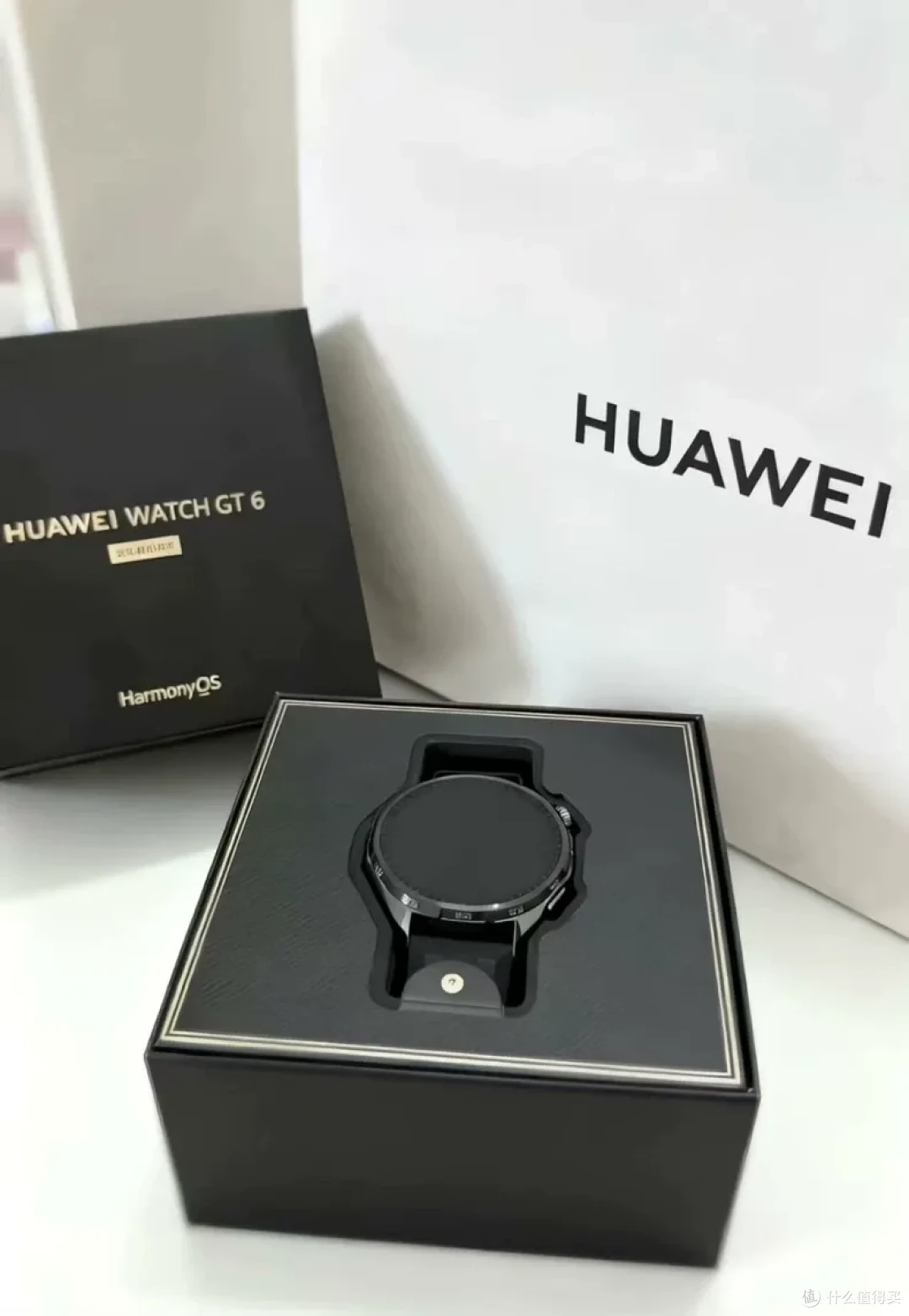 原本卖一千多的华为GT6智能手表,253价格流入咸鱼,还是全新的