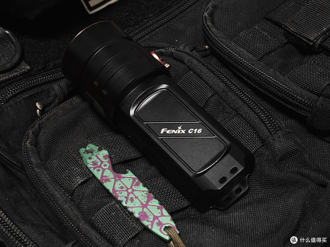 五模式单手握,聚泛一体性能续航拉满!FENIX C16全能型掌上手电