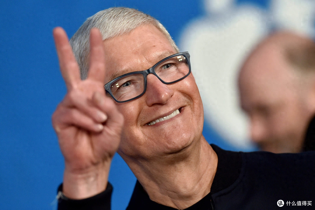 库克亲口确认iPhone要涨价，国产手机反而松了口气？
