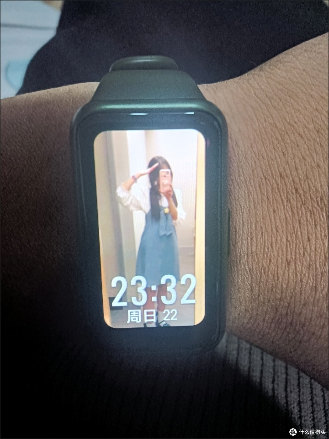 父亲节礼物,华为手环7:轻薄便捷守护健康