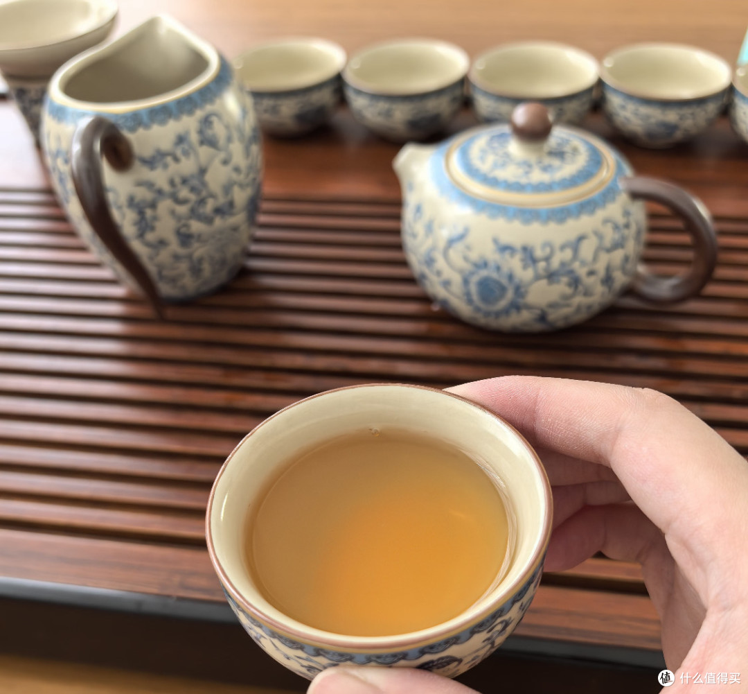 茶香中的父子情:岁月的反差