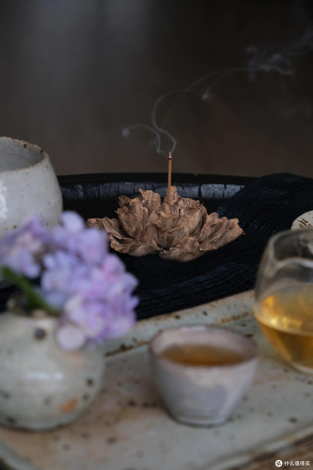 白瓷提梁壶里的岁月深情