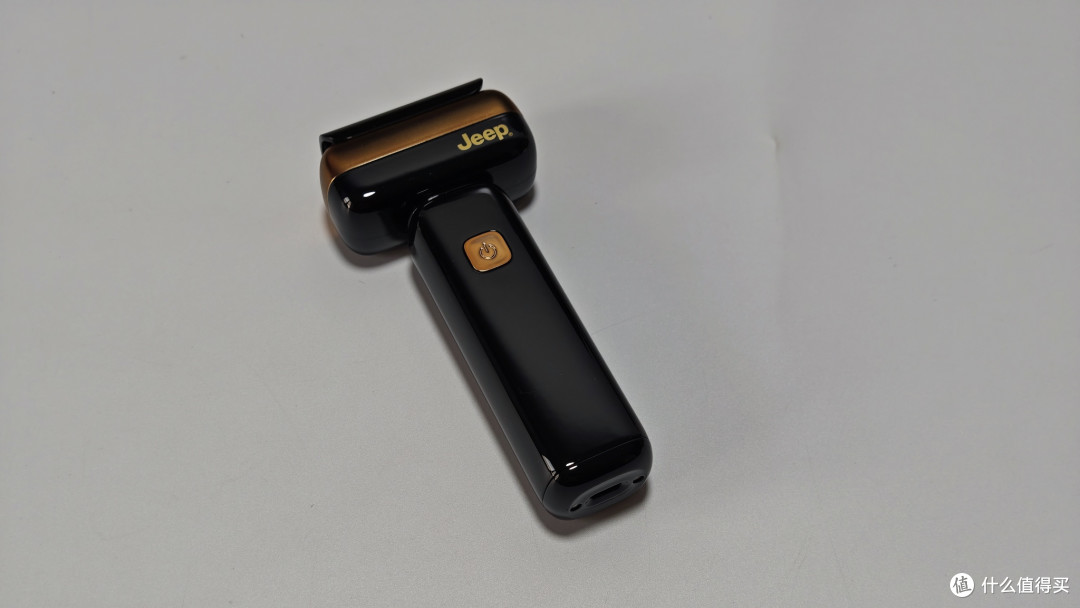 敏感肌可用的剃须刀,剃须很干净,老丈人用起来很满意。