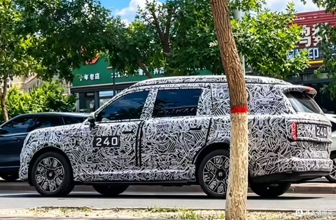 或为“房车”做准备？小米寻天SUV自带车顶帐篷，七座设计！
