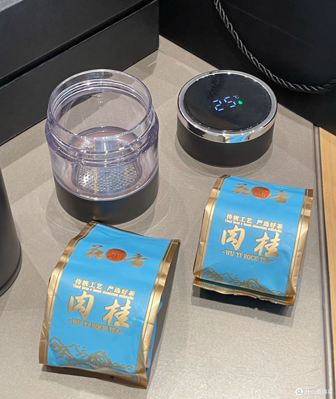 父亲节送礼指南|走心不闲置,茶水分离保温杯承包老爸日常饮水