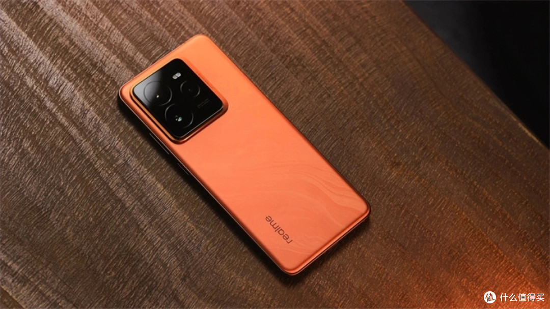 16GB+512GB,2026“售价雪崩”的4款手机,还能流畅再用五年