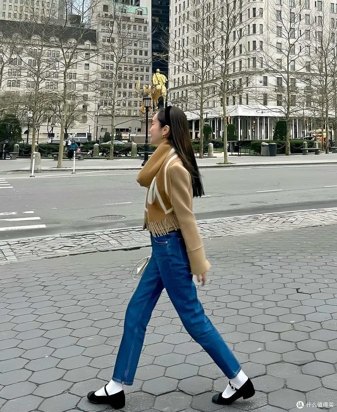 女明星出镜率比较高的牛仔裤清单,这些裤子经典时髦,上身显瘦!