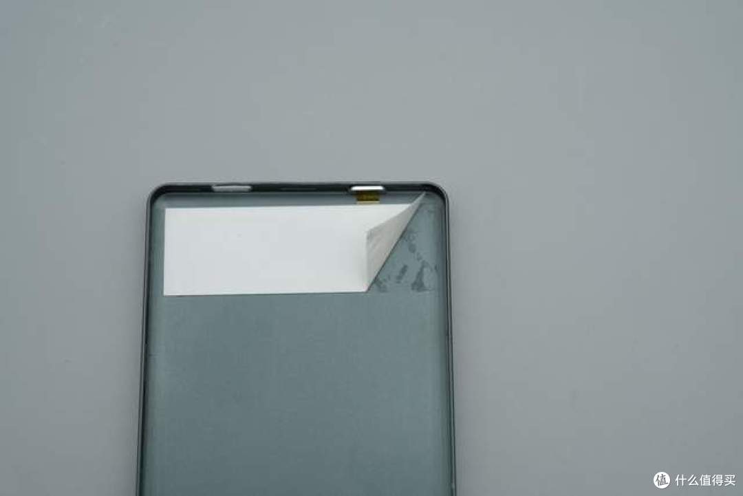 适配iPhone 17 Pro不挡镜头，haha TRAVEL超薄磁吸移动电源拆解