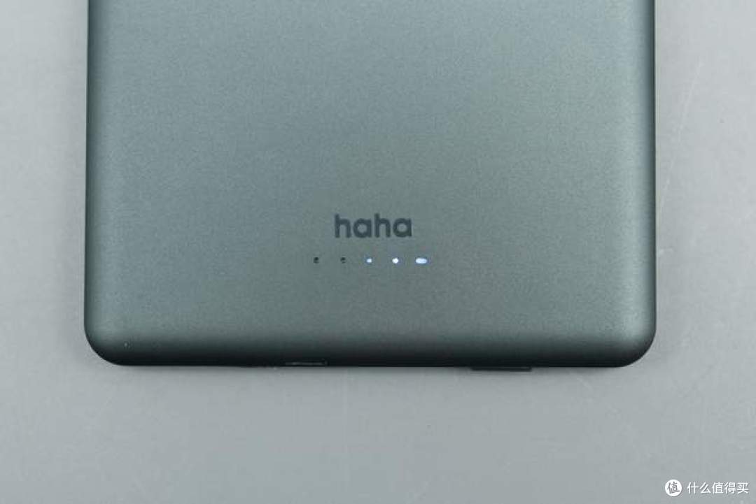 适配iPhone 17 Pro不挡镜头，haha TRAVEL超薄磁吸移动电源拆解