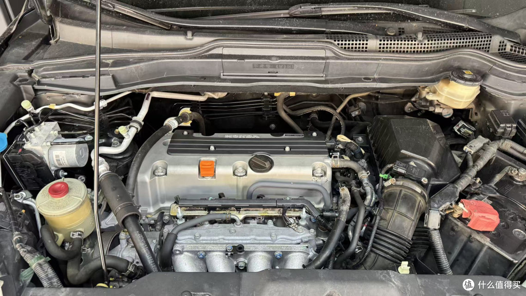 重焕经典根治“渗”与“抖”2010款本田CR-V 2.4L发动机检修作业
