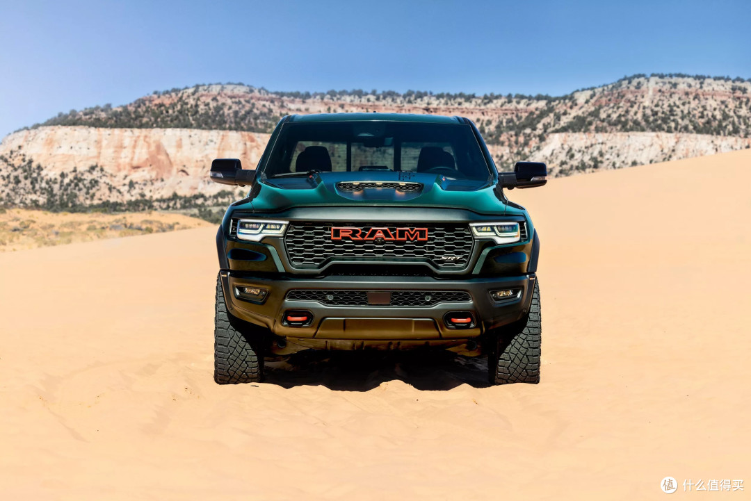 RAM 1500 TRX SRT:6.2升机增V8,777马力,这是真正的“霸王龙”
