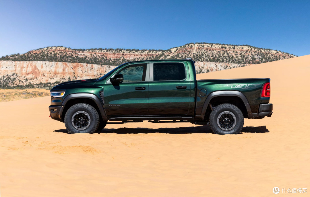 RAM 1500 TRX SRT:6.2升机增V8,777马力,这是真正的“霸王龙”