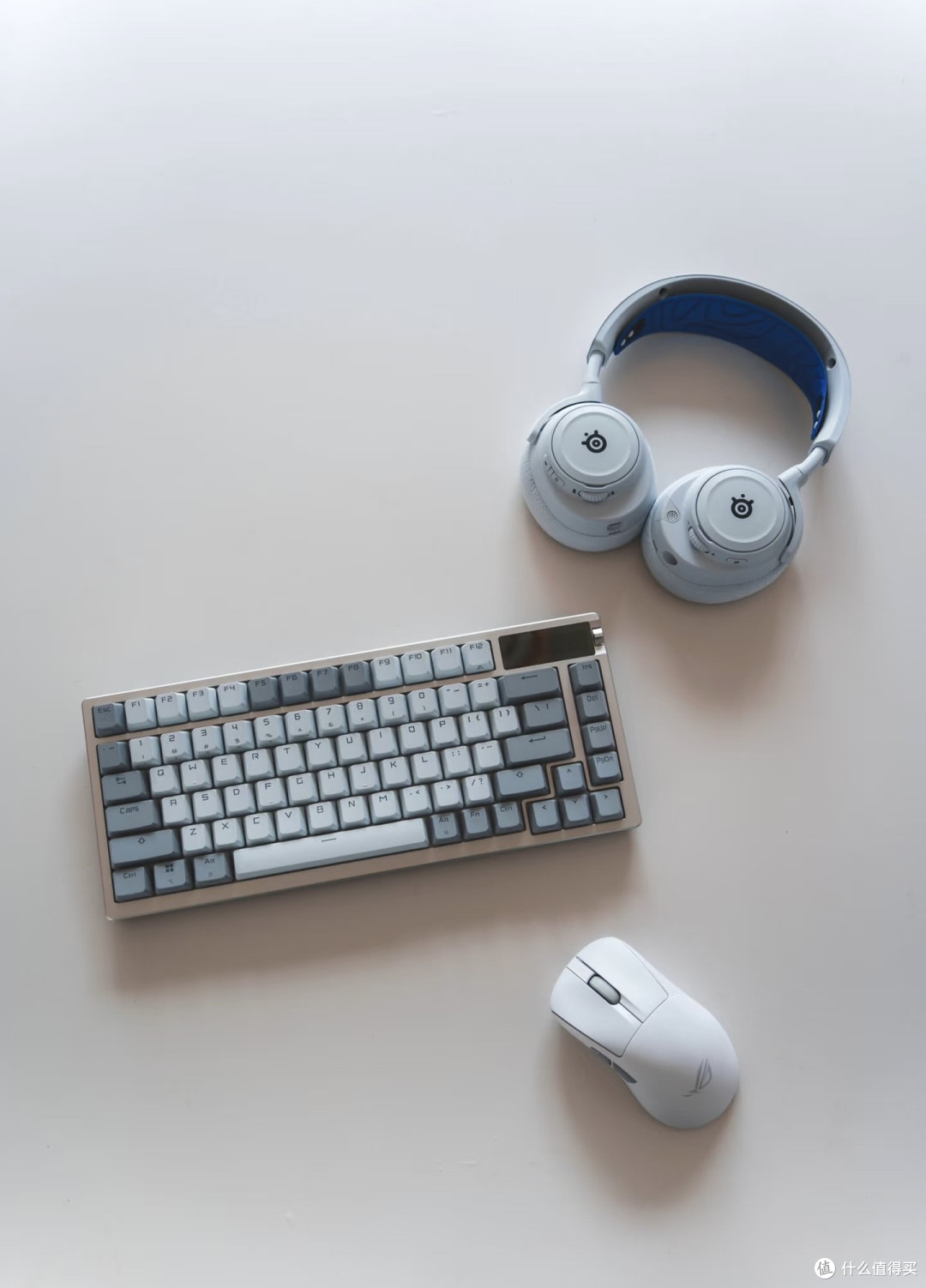一步到位,白色无线电竞外设的天花板在这里