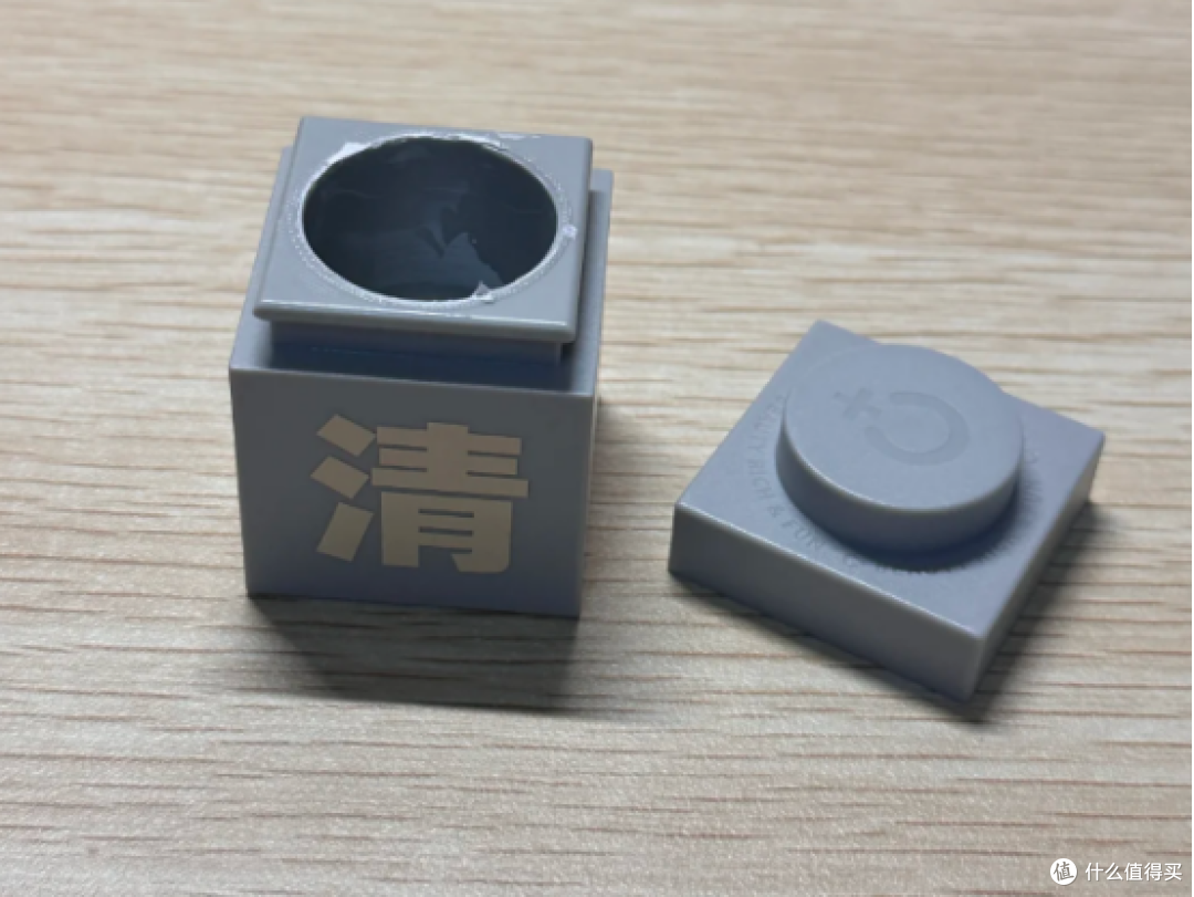 油皮毛孔粗大用什么泥膜 这5款泥膜我经常性回购值得安利