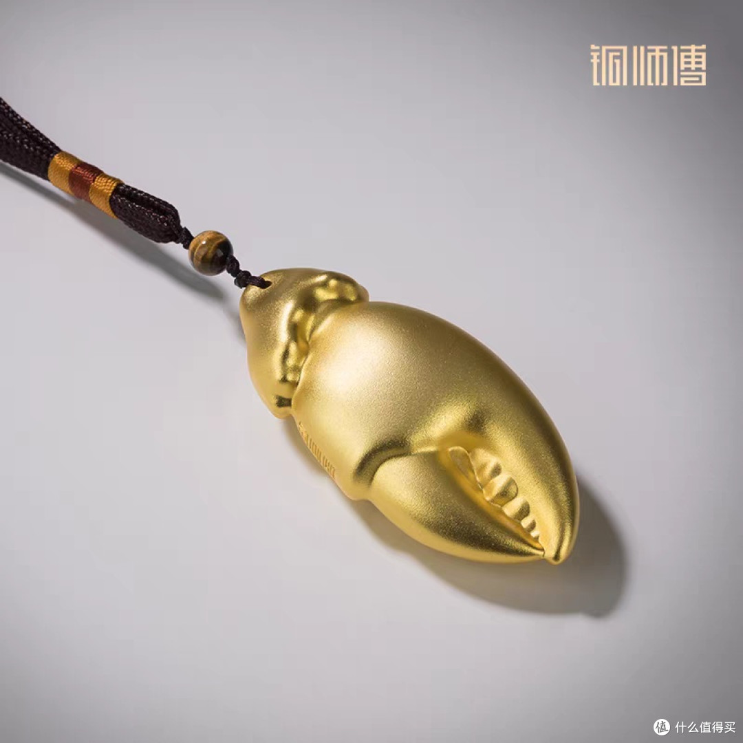 铜蟹钳摆件:手中有钱