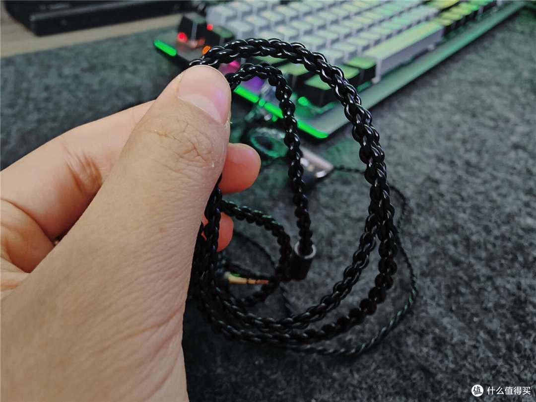 有线监听实力派!得胜TS-2350入耳式监听耳机,还原声音本来模样