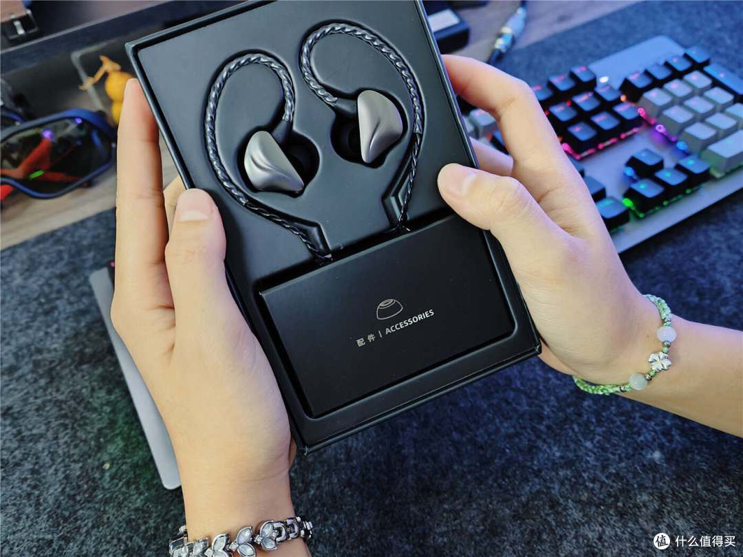 有线监听实力派!得胜TS-2350入耳式监听耳机,还原声音本来模样