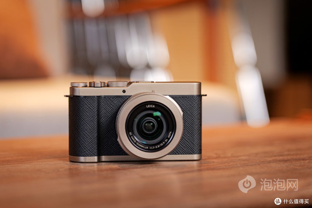 回归拍照本心,松下LUMIX L10复古便携相机上手体验