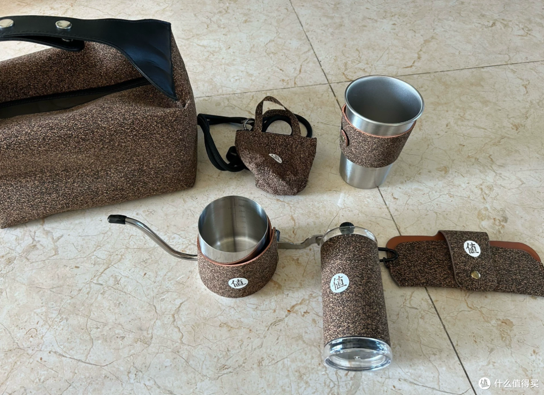 张大妈的中秋礼盒流入到二手鱼了,全套咖啡器具60块值不值得买?