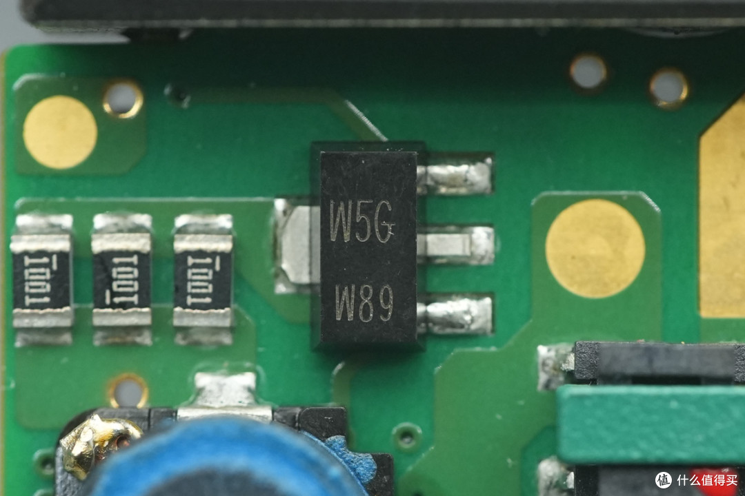 华为24V砖块电源GAQ03S24方案解析