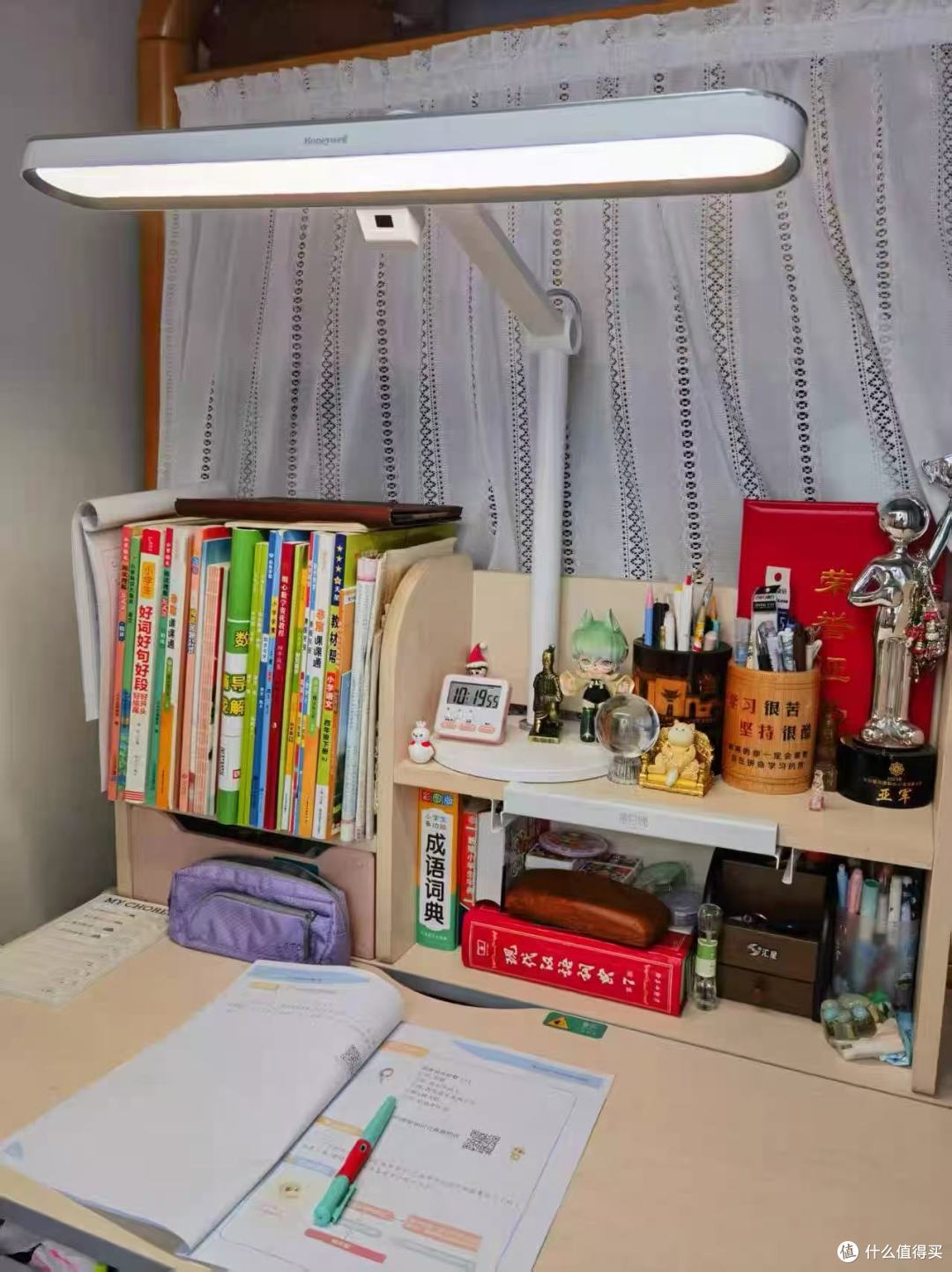 2026暑期家长选购推荐!学生护眼台灯实测TOP1可闭眼入