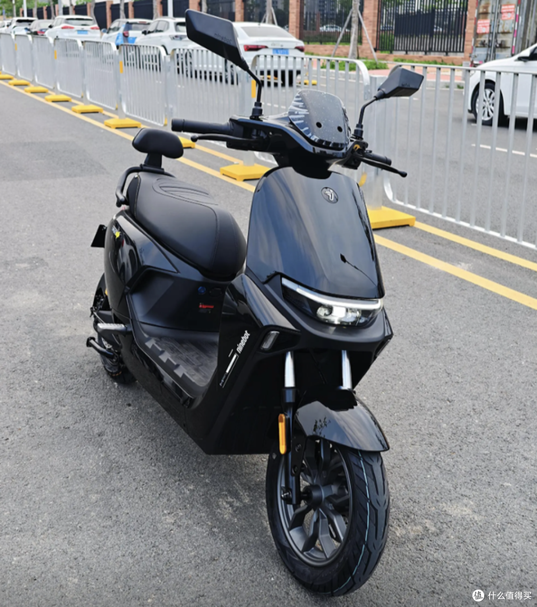 4099元空车真香?九号M85C和M385C Max,谁更适合你?