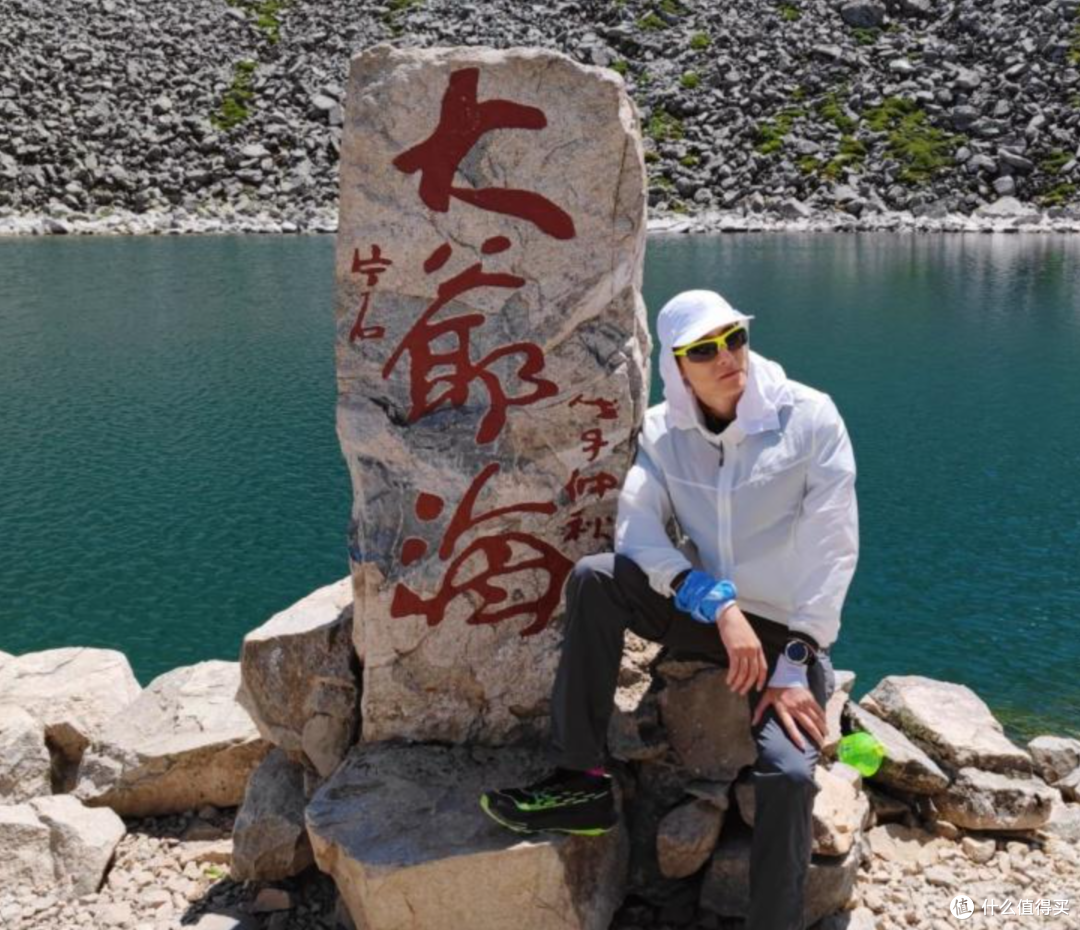 夏天跑山不穿冲锋衣,可以穿什么呢
