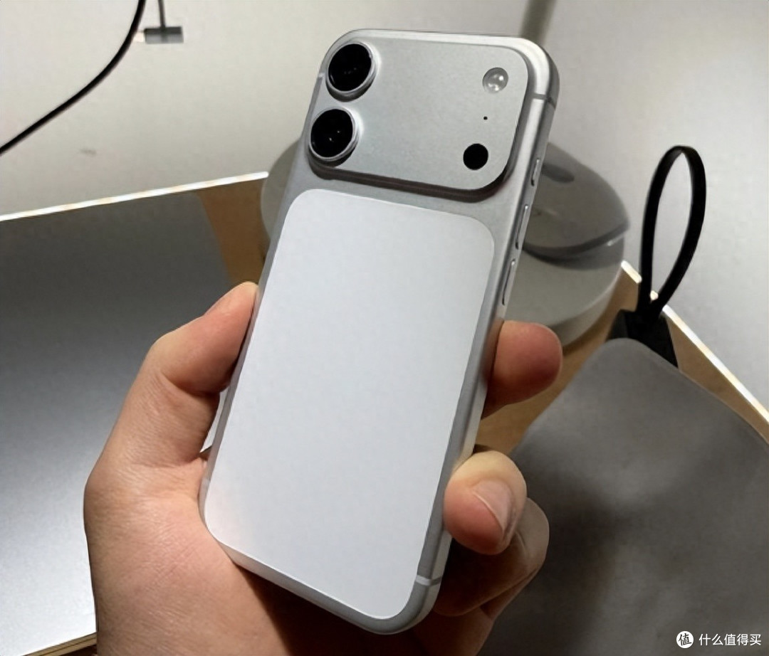 iPhone18外观长这样?标准版更多细节曝光