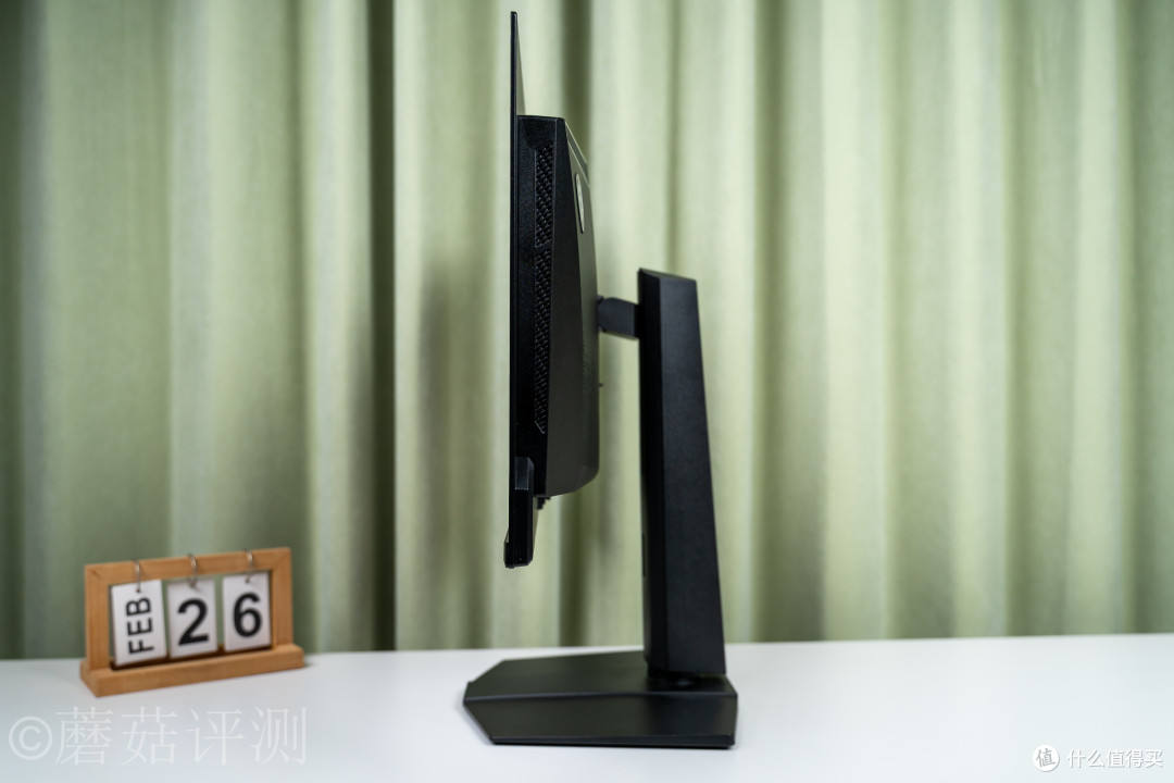 LCD?我们不熟!微星MAG 271QP QD-OLED X28流光电竞显示器 评测
