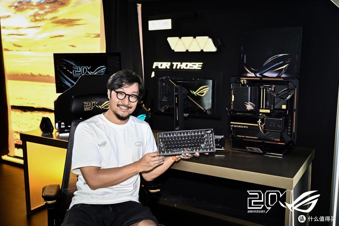 信仰集结!ROG 20周年信仰殿堂正式开启
